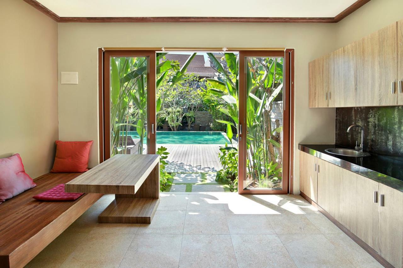 Puri Sabina Bed & Breakfast Jimbaran Extérieur photo