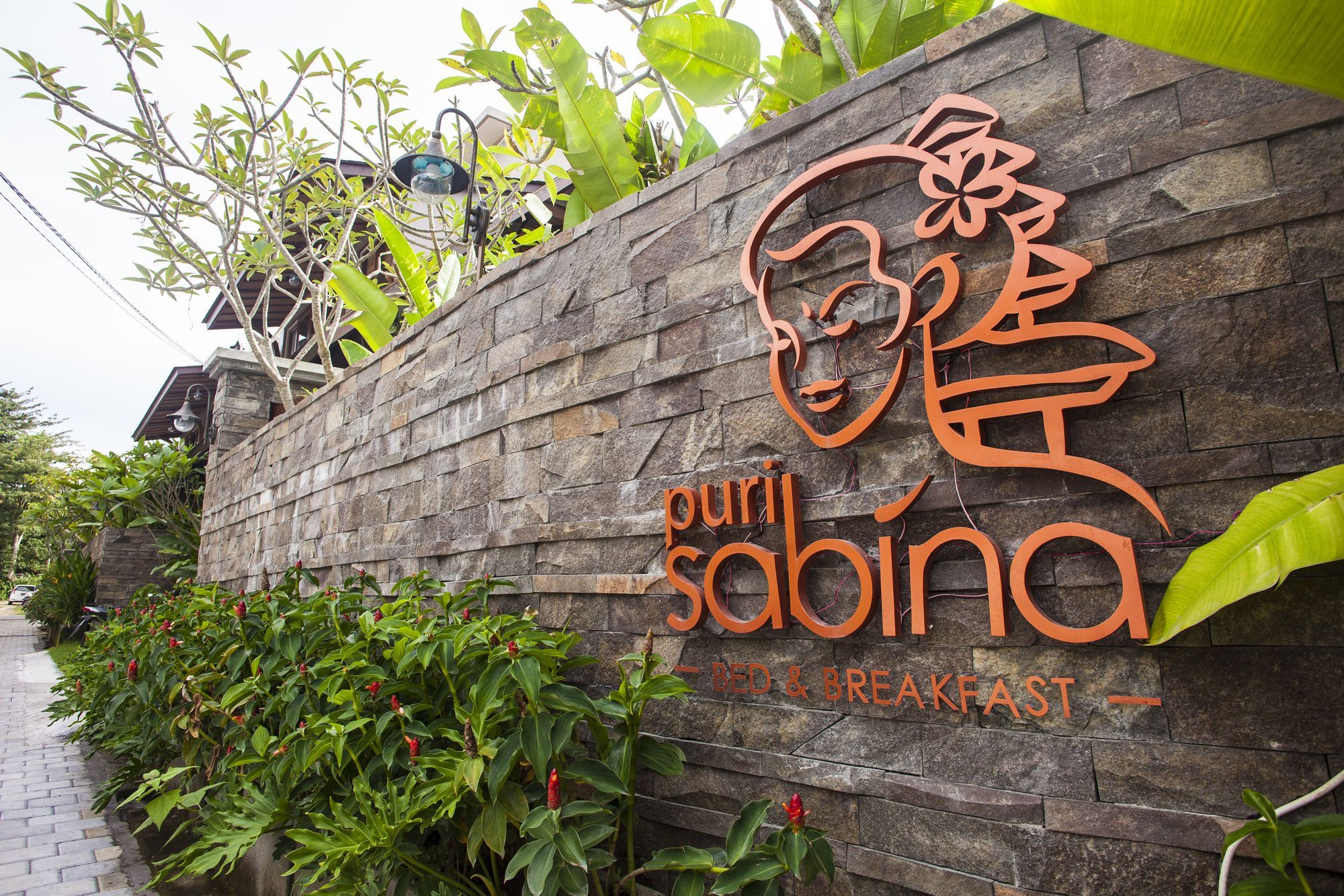 Puri Sabina Bed & Breakfast Jimbaran Extérieur photo