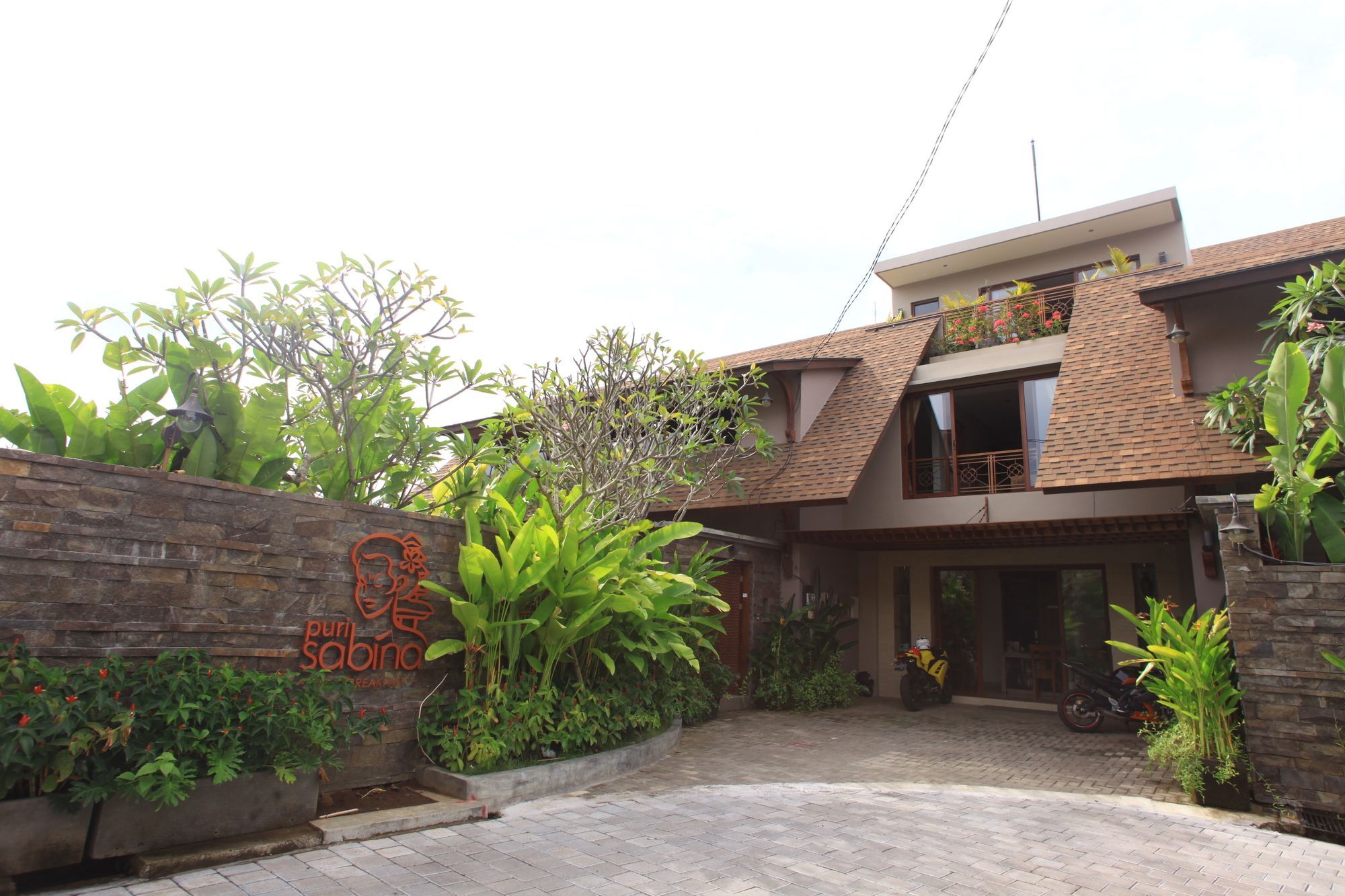 Puri Sabina Bed & Breakfast Jimbaran Extérieur photo
